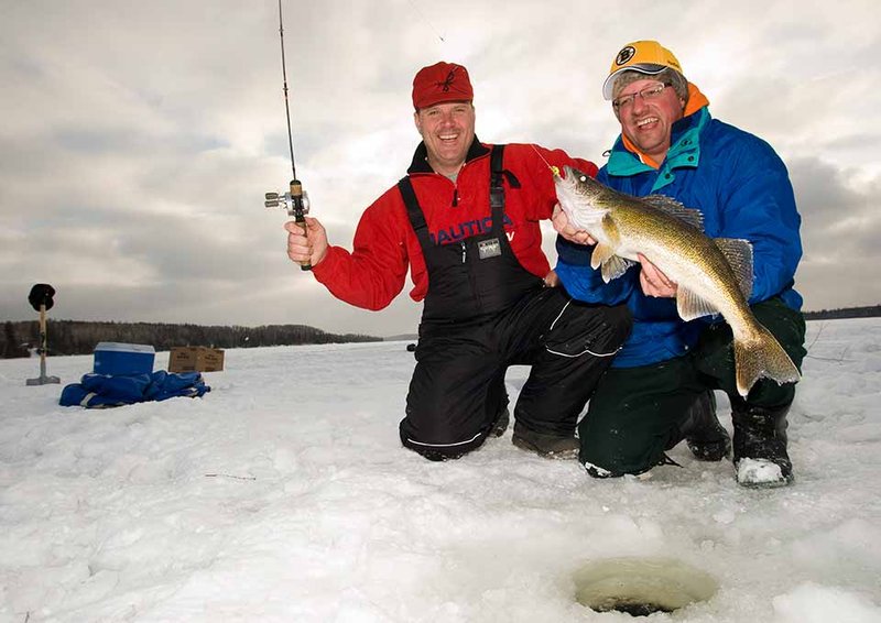 Experience the Thrill of Ice Fishing Game in Canadian Winter Nights Online - overview